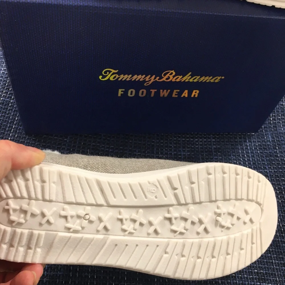 💚Tommy Bahamas comfy Loafer slip ons❤️ - Picture 5 of 8